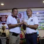 นนทบุรี ดร.สิทธิศักดิ์ เจีนวพงษ์พิพัฒน์ ประธานชมรม กต.ตร(ไร้พรมแดน)ให้เกียรติมาเป็นประธานในการประชุมครั้งที่ 1 ของการจัดตั้งชมรม กต.ตร(ไร้พรมแดน) และร่วมแสดงมุทิตาจิต ให้กับพลตำรวจตรีภูบาล ทับจันทร์ เนื่องด้วยท่านจะเกษียณอายุราชการในวันที่ 25นี้ ณ ร้าน ป.รัตนา ถนนรัตนาธิเบศร์ อำเภอเมือง จังหวัดนนทบุรี