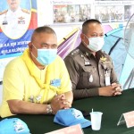 ปทุมธานี ผู้บังคับการตำรวจภูธรจังหวัดปทุมธานี เดินทางตรวจเยี่ยมโครงการประชารัฐร่วมใจต้านภัยยาเสพติด(โครงการปักกลด)  ณ บริเวณชุมชน หมู่ 9 ตำบลคูบางหลวงอำเภอลาดหลุมแก้ว จังหวัดปทุมธานี