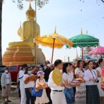 ปทุมธานี-วัดเกาะเกรียงจัดพิธีทอดกฐิน สามัคคีสมทบทุนสร้างอาคาร ปฏิบัติธรรม