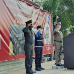 ปทุมธานี ตำรวจภูธรจังหวัดปทุมธานี ปล่อยแถวระดมกวาดล้าง อาชญากรรม ก่อนเทศกาลลอยกระทง ณ บริเวณลานหน้าสถานีตำรวจภูธรคลองห้า อำเภอคลองหลวง  จังหวัดปทุมธานี