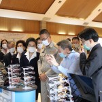 ปทุมธานี ผู้ว่าราชการจังหวัดปทุมธานีเป็นประธานเปิด ” โครงการแว่นตาผู้สูงวัยในสมเด็จพระเทพฯ โดยห้างแว่นท็อปเจริญร่วมกับมูลนิธิสงเคราะห์เด็กของสภากาชาดไทย  จัดกิจกรรมลงพื้นที่ตรวจวัดสายตาและประกอบแว่นใหม่ให้แก่ผู้สูงวัยที่ขาดแคลน ณ ห้องประชุม สงค์ธนาพิทักษ์  มทร.ธัญบุรี จังหวัดปทุมธานี