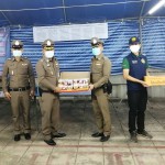 ปทุมธานี ผู้การปทุมเดินทางตรวจเยี่ยมจุดตรวจเคอร์ฟิวหน้าห้างโลตัสนวนคร ถนนพหลโยธิน (ขาออก) ตำบลคลองหนึ่ง อำเภอคลองหลวง จังหวัดปทุมธานี