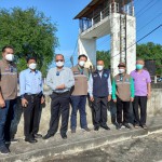 ปทุมธานี  นายกเทศมนตรีตำบลบางพูนลงพื้นที่ตรวจระดับน้ำประตูระบายน้ำเปรมเหนือรังสิต(ประตูดำ)  เพื่อป้องกันน้ำเอ่อท่วมบ้านเรือน