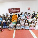 ปทุมธานี-สถานีตำรวจภูธรสามโคก ทำบุญเนื่องใน “วันตำรวจ” พร้อมมอบทุนการศึกษา ประจำปี 2564 ณ ชั้น 3 สถานีตำรวจภูธรอำเภอสามโคก ตำบลคลองควาย อำเภอสามโคก จังหวัดปทุมธานี