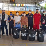 ปทุมธานี -นายกองค์การบริหารส่วนจังหวัดปทุมธานี ห่วงใยชาวบ้านย่านคลองหลวง มอบยาวัดคีรีวงศ์เสริมภูมิกันโควิด