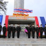 พิธีวางพวงมาลาแด่วีระชนผู้เสียสละที่อนุสรณ์ผู้เสียสละเขาค้อ