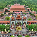 ปทุมธานี -วัดพระธรรมกายเชื่อมสัมพันธ์ชาวพุทธนานาชาติที่ประเทศเวียดนามในเทศกาลวันวิสาขบูชา