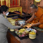 ปทุมธานี- วัฒนธรรมจังหวัดปทุมธานี ทำบุญตักบาตรเนื่องในวันอัฏฐมีบูชา