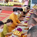 ปทุมธานี- วัฒนธรรมจังหวัดปทุมธานี ร่วมพิธีเจริญพระพุทธมนต์ถวายพระพรชัยมงคลแด่ พระบาทสมเด็จพระเจ้าอยู่หัว สมเด็จพระนางเจ้าสิริกิติ์ พระบรมราชินีนาถ พระบรมราชชนนีพันปีหลวง และสมเด็จพระนางเจ้าฯ พระบรมราชินี ณ วัดเทพศรธรรมาราม