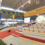 ปทุมธานี- พุทธศาสนิกชนร่วมบุญทอดผ้าป่าขยายสภาธรรมกายสากล และชวนส่งภาพนั่งสมาธิสร้างประวัติศาสตร์โลก ปทุมธานี- พุทธศาสนิกชนร่วมบุญทอดผ้าป่าขยายสภาธรรมกายสากล และชวนส่งภาพนั่งสมาธิสร้างประวัติศาสตร์โลก