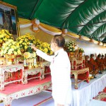 ปทุมธานี-ผู้ว่าฯปทุมธานี นำข้าราชการ และประชาชน ทำบุญตักบาตรถวายพระราชกุศล แด่พระบาทสมเด็จพระเจ้าอยู่หัว เนื่องในโอกาสวันเฉลิมพระชนมพรรษา 28 กรกฎาคม 2565 ปทุมธานี-ผู้ว่าฯปทุมธานี นำข้าราชการ และประชาชน ทำบุญตักบาตรถวายพระราชกุศล แด่พระบาทสมเด็จพระเจ้าอยู่หัว เนื่องในโอกาสวันเฉลิมพระชนมพรรษา 28 กรกฎาคม 2565