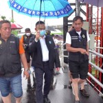 ปทุมธานี นายก อบจ.ปทุมธานีเบรคห้ามผันน้ำเข้าปทุม กรมชลประทานเร่งติดตั้งเครื่องสูบน้ำเพิ่มแก้น้ำท่วมรังสิต