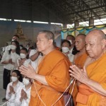 ปทุมธานี สมเด็จพระมหารัชมงคลมุนี เป็นประธานเททองหล่อพระประธานต้นแบบอุโบสถวัดสายสุวพรรณ – พระธรรมรัตนาภรณ์ สมทบปัจจัยช่วยเหลือเหยื่อกราดยิงหนองบัวลำภู-มอบข้าวสารช่วยเหลือผู้ประสบภัยน้ำท่วม