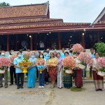 ปทุมธานี “วัดสิงห์ “สามโคก แตกแล้ว คลื่นพุทธศาสนิกชนร่วมทำบุญทอดกฐินสามัคคี ประจำปี ๒๕๖๕ กันอย่างคับคั่ง ได้ยอดปัจจัย ถวาย ๑,๒๐๑,๘๖๘.๑๗ บาท (หนึ่งล้านสองแสนหนึ่งพันแปดหกสิบร้อยแปดสิบเจ็ดสตางค์)  ณ ศาลาดินวัดสิงห์ ตำบลสามโคก อำเภอสามโคก จังหวัดปทุมธานี