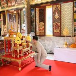 ปทุมธานี พระบาทสมเด็จพระเจ้าอยู่หัว ทรงพระกรุณาโปรดเกล้าฯ พระราชทานภัตตาหารถวายแด่พระภิกษุ สามเณร ผู้เข้าสอบบาลีสนามหลวง จังหวัดปทุมธานี ปทุมธานี พระบาทสมเด็จพระเจ้าอยู่หัว ทรงพระกรุณาโปรดเกล้าฯ พระราชทานภัตตาหารถวายแด่พระภิกษุ สามเณร ผู้เข้าสอบบาลีสนามหลวง จังหวัดปทุมธานี