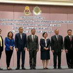 ปทุมธานี จังหวัดปทุมธานีร่วมประชุมเชิงปฏิบัติการรณรงค์เผยแพร่และสร้างการตระหนักรู้ในการเลือกตั้งพรรคการเมืองนโยบายโปร่งใส ปทุมธานี จังหวัดปทุมธานีร่วมประชุมเชิงปฏิบัติการรณรงค์เผยแพร่และสร้างการตระหนักรู้ในการเลือกตั้งพรรคการเมืองนโยบายโปร่งใส