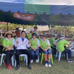 ปทุมธานี การเมืองปทุมธานีคึก “เคภัทรพล”ที่ผู้สมัคร สส.จากพรรครวมไทยสร้างชาติ ลำลูกกา ก้มกราบเท้าพ่อแม่พี่น้อง อสม.คูคต สร้างเสียงฮือฮา