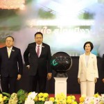 ปทุมธานี รองผู้ว่าราชการจังหวัดปทุมธานี ต้อนรับ รมว.แรงงาน – ศึกษาฯ แถลงผลงานความร่วมมือการส่งเสริมพัฒนาทักษะนักเรียน นักศึกษา มีงานทำ รองรับความต้องการของตลาด ปทุมธานี รองผู้ว่าราชการจังหวัดปทุมธานี ต้อนรับ รมว.แรงงาน – ศึกษาฯ แถลงผลงานความร่วมมือการส่งเสริมพัฒนาทักษะนักเรียน นักศึกษา มีงานทำ รองรับความต้องการของตลาด