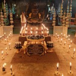 ปทุมธานี ลูกศิษย์นับร้อยแห่อาบน้ำมนต์จันทน์ซ้อนจันทน์ในวันมาฆบูชาที่สำนักอาจารย์อ๋อบ่อทอง