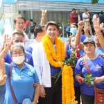 ปทุมธานี “อดีต สจ.ตุ้ย คนดังเมืองปทุมธานีเดินทางมาสมัคร ส.ส. แบบแบ่งเขตวันแรก สุดคึกคัก