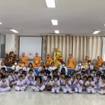 ปทุมธานี โรงเรียนอนุบาล อบต.คลองสาม จัดถวายเทียนพรรษาปลูกฝังวัฒนธรรมประเพณีไทย