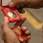 ปทุมธานี สี่มุมเมืองทำบุญฉลองครบรอบ 40 ปีแจกเหรียญหลวงพ่อสี่มุมเมือง 8,888 เหรียญ