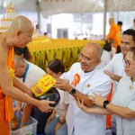 ชาวพุทธในมาเลย์ร่วมกิจกรรมวิสาขบูชาพร้อมเพรียงไม่เกี่ยงเชื้อชาติ ที่วัดพระธรรมกาย กัวลาลัมเปอร์