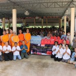 ปทุมธานี ถุงยังชีพจากวัดพระธรรมกาย 1,000 ชุดส่งตรงถึงมือผู้ประสบภัยน้ำท่วมในเชียงรายและเชียงใหม่