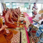 ปทุมธานี-วัดวิมลภาวนาราม (สาขาวัดนาหลวง)สามโคก จัดพิธีทอดกฐินสมัครสมานสามัคคี เพื่อสมทบทุนซื้อที่ดินถวายวัด และปฏิสังขรณ์ก่อสร้าง โบสถ์ศาลาไว้เป็นสถานที่ทำสังฆกรรมและปฏิบัติธรรม ได้ยอดถวายกฐิน 795,825.73 บาท ณ วัดวิมลภาวนาราม สาขาวัดนาหลวง หมู่ที่ 3 ซอยเกษตรนิคม ตำบลบางโพธิ์เหนือ อำเภอสามโคก จังหวัดปทุมธานี