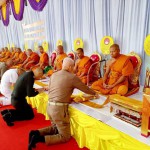 ปทุมธานี-พิธีตัดปอยผมนาค โครงการอุปสมบทเฉลิมพระเกียรติ ๙๙ รูป