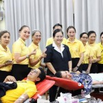 ปทุมธานี- เหล่ากาชาดจังหวัดปทุมธานี ร่วมกับศูนย์บริการโลหิตแห่งชาติ สภากาชาดไทย รับบริจาคโลหิต เพื่อถวายเป็นพระราชกุศลเนื่องในวันคล้ายวันพระบรมราชสมภพ พระบาทสมเด็จพระบรมชนกาธิเบศร มหาภูมิพลอดุลยเดชมหาราช บรมนาถบพิตร วันชาติและวันพ่อแห่งชาติ วันที่ 5 ธันวาคม 2567