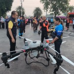 ปทุมธานี “นายกแจ๊ส” ปิ้งไอเดียใช้โดรนยักษขึ้นฟ้าพ่นละอองน้ำ แก้ปัญหาpm2.5 ทำร้ายสุขภาพคนปทุม