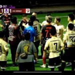 ปทุมธานี-ตะลึงถ่ายทอดสดขาใหญ่ลงโทษตบหน้าเรียงตัวนักบอลวางมวย ปทุมธานี-ตะลึงถ่ายทอดสดขาใหญ่ลงโทษตบหน้าเรียงตัวนักบอลวางมวย