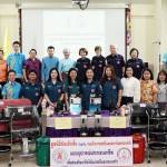 มูลนิธิป่อเต็กตึ๊ง สร้างอาชีพ สร้างชีวิต มอบอุปกรณ์ประกอบอาชีพแก่สตรี แม่เลี้ยงเดี่ยวหรือด้อยโอกาส ในพื้นที่จังหวัดชลบุรี พร้อมมอบรถเข็นวีลแชร์แก่ผู้พิการด้อยโอกาส มอบจักรยานให้แก่โรงเรียนในพื้นที่ชนบท และนำหน่วยแพทย์เคลื่อนที่ออกบริการประชาชนฟรี