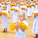 ปทุมธานี-วัดพระธรรมกายจัดโครงการบรรพชาสามเณรฟื้นฟูพระพุทธศาสนาทั่วไทย 5,000 รูป ประจำปี 2568 “ปิดเทอมเติมธรรม”