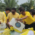 ปทุมธานี-อบจ. ร่วม กรมประมง ปล่อยพันธุ์ปลา กุ้ง ครึ่งล้านตัว สร้างเแลนด์มาร์ก สวรรค์นักตกปลา กระตุ้นเศรษฐกิจปทุม ปทุมธานี-อบจ. ร่วม กรมประมง ปล่อยพันธุ์ปลา กุ้ง ครึ่งล้านตัว สร้างเแลนด์มาร์ก สวรรค์นักตกปลา กระตุ้นเศรษฐกิจปทุม