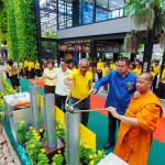 สวนนงนุชพัทยา จัดงานหล่อเทียนเข้าพรรษาซึ่งเป็นประเพณีอันดีงามที่ปวงชนชาวไทยยึดถือปฏิบัติสืบต่อกันมา เพื่อถวายเป็นพุทธบูชา 9 วัด9วัน