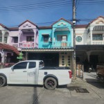 ปทุมธานี !!! คืบหน้า ชายคุ้มคลั่ง ใช้มีดบุกฟันขู่ชาวบ้านแจงมีพฤติกรรมแบบนี้ประจำ ตำรวจจะออกหมายจับ ปทุมธานี !!! คืบหน้า ชายคุ้มคลั่ง ใช้มีดบุกฟันขู่ชาวบ้านแจงมีพฤติกรรมแบบนี้ประจำ ตำรวจจะออกหมายจับ