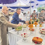 นนทบุรี“ดร.ประธานชาติ”ร่วมทำบุญพิธีบวงสรวงศาลพระภูมิเจ้าที่ พร้อมแจกผ้ายันต์ ปลุกเสกสมเด็จพระมหารัชมงคลมุนี(เจ้าพระคุณธงชัย) วัดไตรมิตร ณ ตำรวจภูธรจังหวัดนนทบุรี อำเภอเมือง จังหวัดนนทบุรี