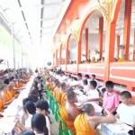 ปทุมธานี-วัดพระธรรมกายจัดพิธีถวายสังฆทาน 323 วัด 21 ปีแห่งศรัทธาเพื่อพุทธศาสนาในชายแดนใต้