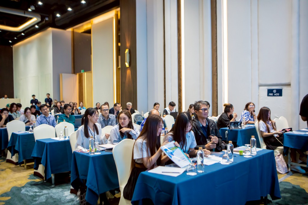 16161445-069B-4D3F-BCFC-D9C22F6A873E