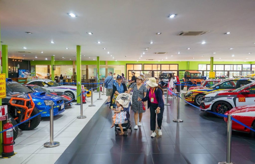 C9563B05-EE6E-4877-853F-8893B8C13FB8