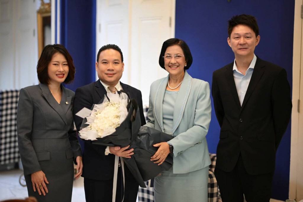 CBB4210C-FC3A-49FE-B6CB-7EEC0968A43B