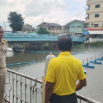 ปทุมธานี-น้ำทะเลหนุนนายกแจ็ส อบจ.เร่งติดตั่งเครื่องสูบน้ำป้องกันน้ำท่วม พร้อมทั้ง ทดลองระบบปรับสภาพน้ำเน่าเสีย