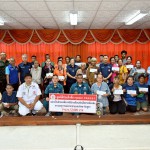 มูลนิธิป่อเต็กตึ๊ง จัดงบฯ กว่า 4.6 แสนบาท ลงพื้นที่จังหวัดอุบลราชธานี ศรีสะเกษ และสุรินทร์ มอบเงินช่วยเหลือกรณีบ้านพังเสียหายทั้งหลังจากเหตุการณ์ปะทะชายแดนไทย-กัมพูชา