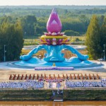 วันแห่งบุญใหญ่ หนองคายร่วมใจตักบาตรเทโวเนื่องในวันออกพรรษา