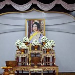 ปทุมธานี-พ่อเมืองปทุมธานี นำหัวหน้าส่วนและประชาชนร่วมพิธีสรงน้ำพระบรมศพ และลงนามแสดงความไว้อาลัยเบื้องหน้าพระฉายาลักษณ์ สมเด็จพระนางเจ้าสิริกิติ์ พระบรมราชินีนาถพระบรมราชชนนีพันปีหลวง ปทุมธานี-พ่อเมืองปทุมธานี นำหัวหน้าส่วนและประชาชนร่วมพิธีสรงน้ำพระบรมศพ และลงนามแสดงความไว้อาลัยเบื้องหน้าพระฉายาลักษณ์ สมเด็จพระนางเจ้าสิริกิติ์ พระบรมราชินีนาถพระบรมราชชนนีพันปีหลวง