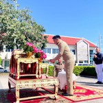 ปทุมธานี-นายดงพล รุจิธรรมธัช รองผู้ว่าราชการจังหวัดปทุมธานี เข้าสักการะสิ่งศักดิ์สิทธิ์ประจำจังหวัด ในวันแรกของการเข้ารับตำแหน่ง