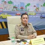 ปทุมธานี-ผู้ว่าฯเอกวิทย์ ร่วมพิธีเปิดศูนย์อำนวยการป้องกันและลดอุบัติเหตุทางถนนช่วงเทศกาลปีใหม่ พ.ศ.2569 ผ่านระบบประชุมทางไกลผ่านจอภาพ ย้ำทุกหน่วยงานมีแผนเผชิญเหตุ เตรียมพร้อมเครื่องมืออุปกรณ์เต็มที่ รับมือได้ทันท่วงทีหากเกิดอุบัติเหตุร้ายแรง