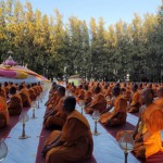 ปทุมธานี-พระสงฆ์ 1,142 รูป ธรรมยาตราถึงสุพรรณบุรี เจริญสมาธิภาวนาถวายพันปีหลวง ปทุมธานี-พระสงฆ์ 1,142 รูป ธรรมยาตราถึงสุพรรณบุรี เจริญสมาธิภาวนาถวายพันปีหลวง